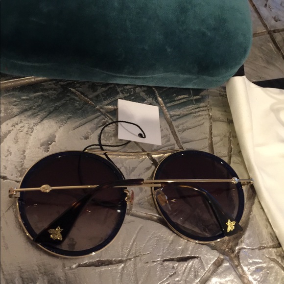 Authentic Gucci round sunglasses main image 5
